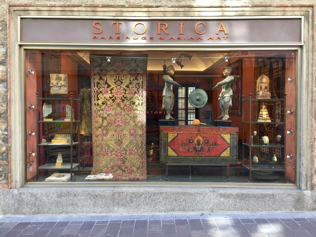Vetrina Storica in Via Pretorio, Lugano